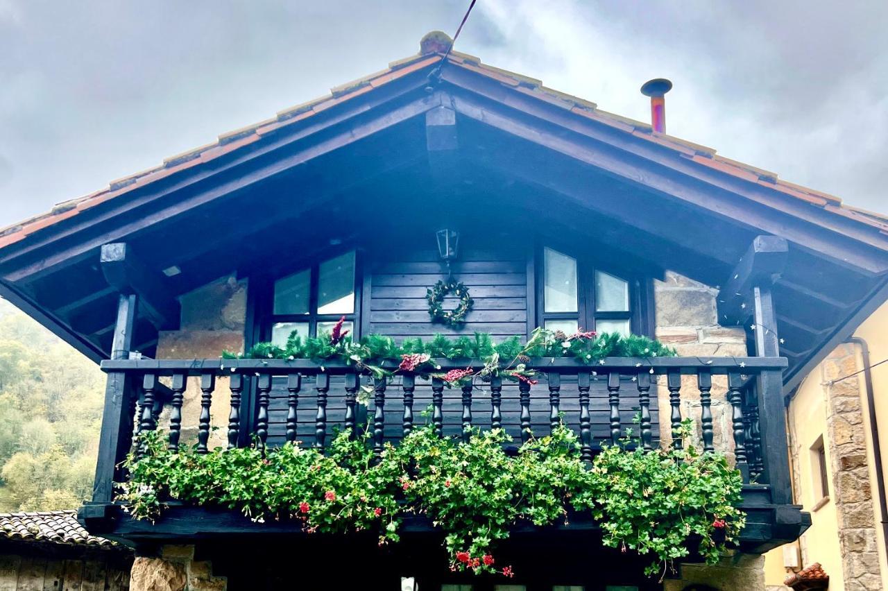 Villa La Casita De Olivia Espinaredo La Villa Esterno foto